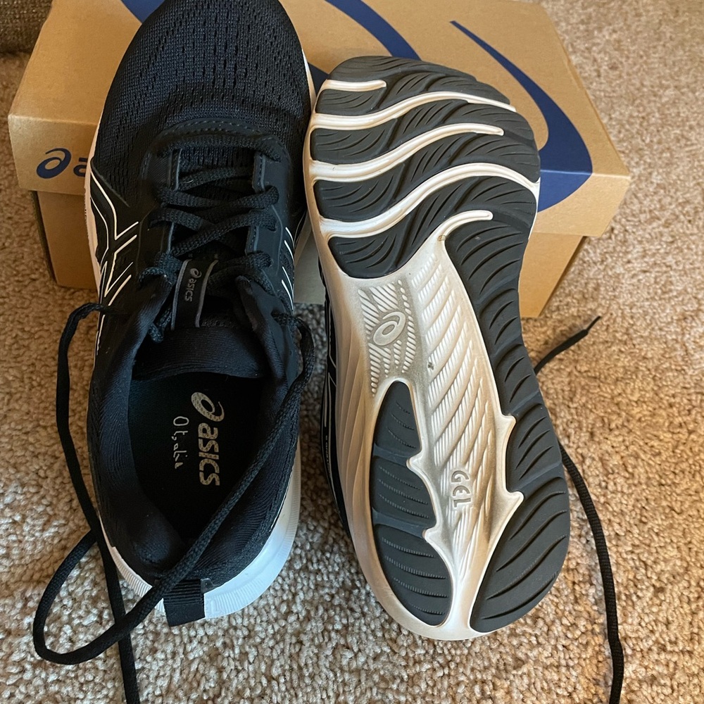 Asics Gel Contend - image 3